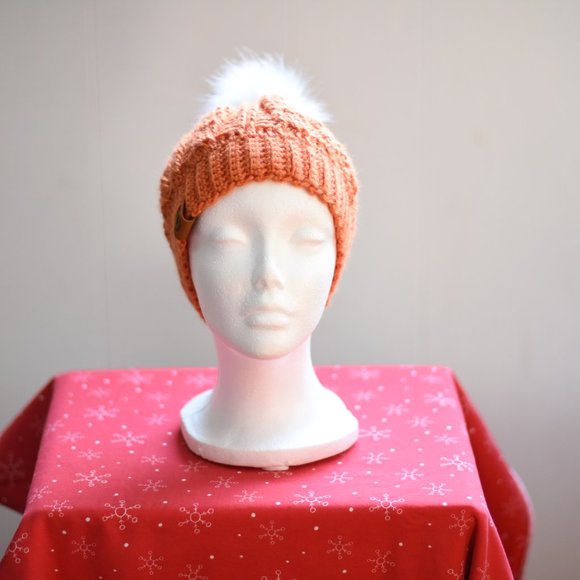 Crocheted Hand-made Cable Knit Orange Hat - Picture 2 of 6